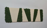 Pannello bianco, quadro rettangolare in legno e licheni disidratati, stabilizzati